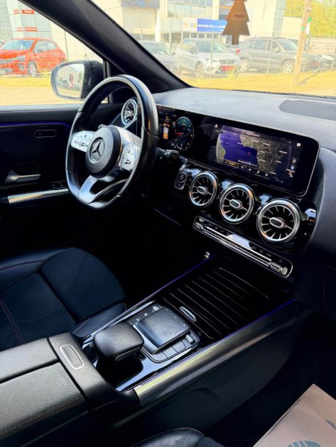 MERCEDES GLA 200 D 8G-DCT AMG LINE 2020
