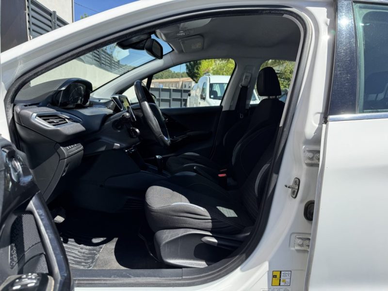 PEUGEOT 208 1.6 E-HDI 92 ALLURE BMP6 2015