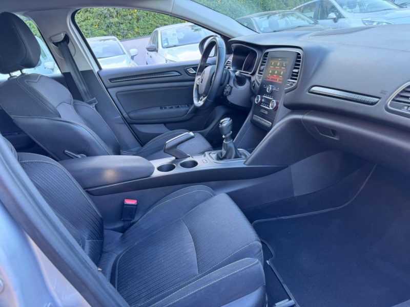 RENAULT MEGANE IV 1.5 DCI 110cv / DISTRIBUTION NEUF/ 5 PLACES