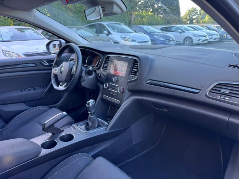 RENAULT MEGANE IV 1.5 DCI 110cv / DISTRIBUTION NEUF/ 5 PLACES