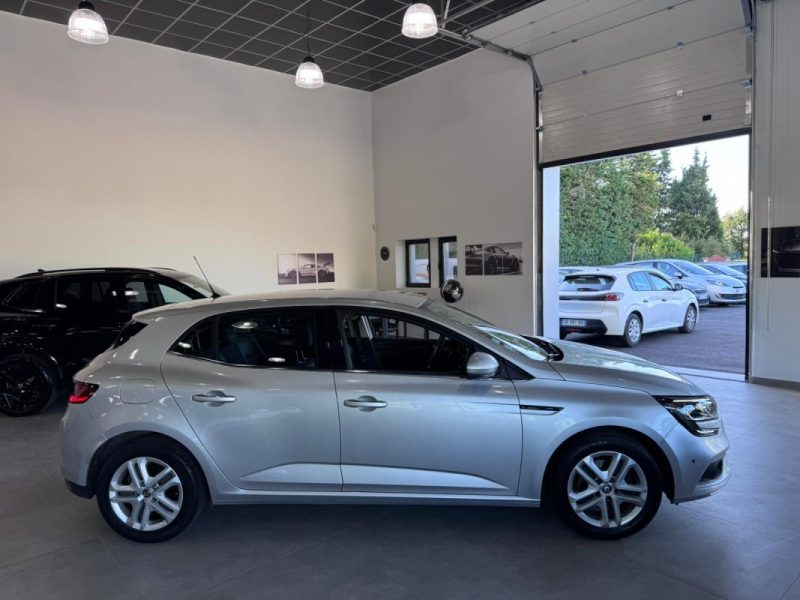 RENAULT MEGANE IV 1.5 DCI 110cv / DISTRIBUTION NEUF/ 5 PLACES