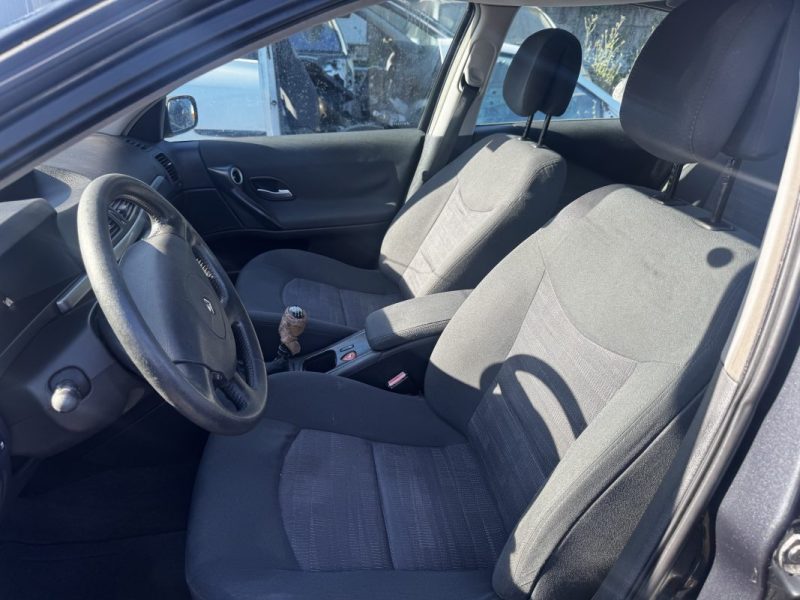 RENAULT LAGUNA PACK AUTHENTIQUE 1.9DCI 110 2007