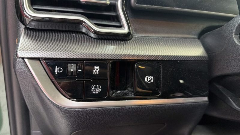 KIA SPORTAGE 1.6 HYBRIDE ESSENCE HEV 230cv ACTIVE/1 ERE MAIN/TVA RECUPERABLE