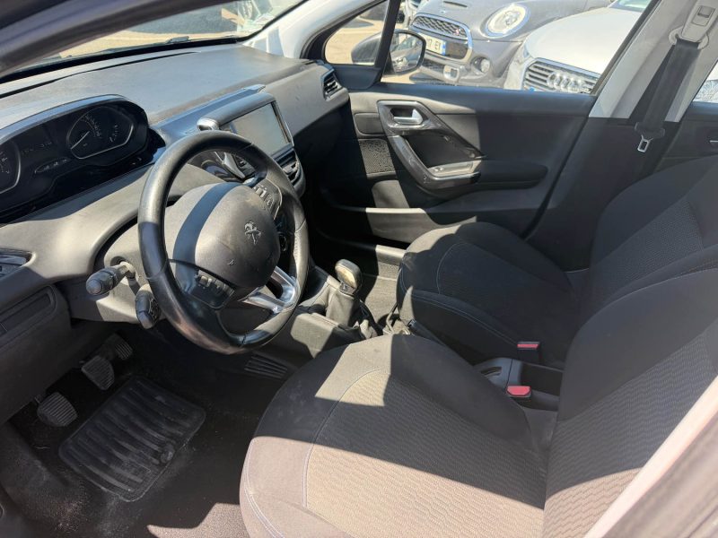 PEUGEOT 208 1.2 82CH TECH EDITION GARANTIE PHASE 2 