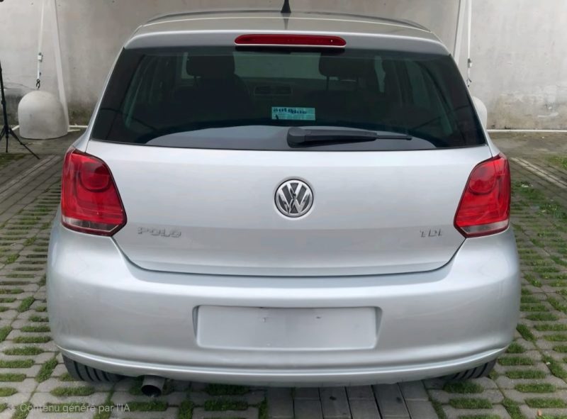 VOLKSWAGEN POLO TDI HIGHLINE 2012 - 79631 KM