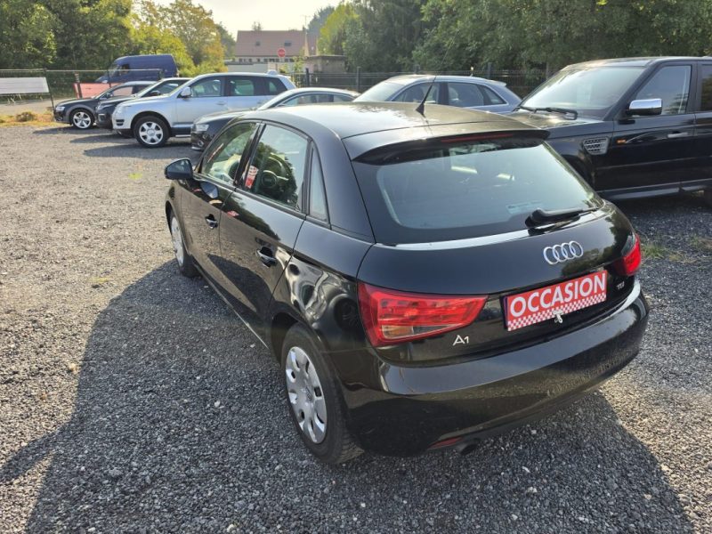 AUDI A1 SPORTBACK 1.6 TDI ATTRACTION 2012 - 89767 KM