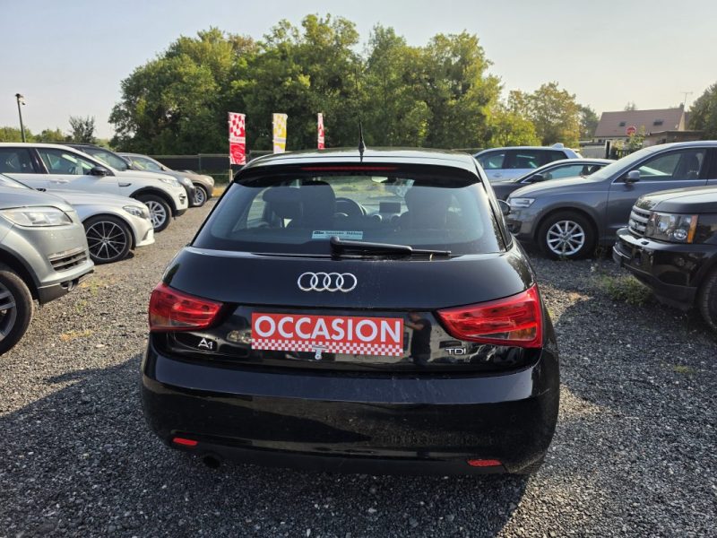 AUDI A1 SPORTBACK 1.6 TDI ATTRACTION 2012 - 89767 KM
