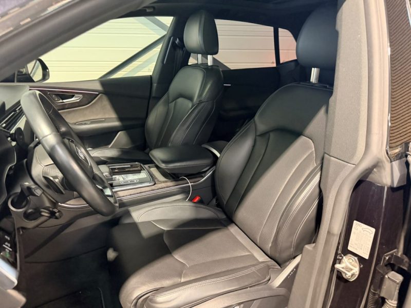 AUDI Q8  - 55  TFSI - 3.0 V6 - 340 - AVUS EXTENDED - Full options - Quattro - 2019 - 84000 km 