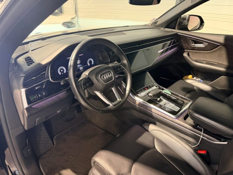 AUDI Q8  - 55  TFSI - 3.0 V6 - 340 - AVUS EXTENDED - Full options - Quattro - 2019 - 84000 km 