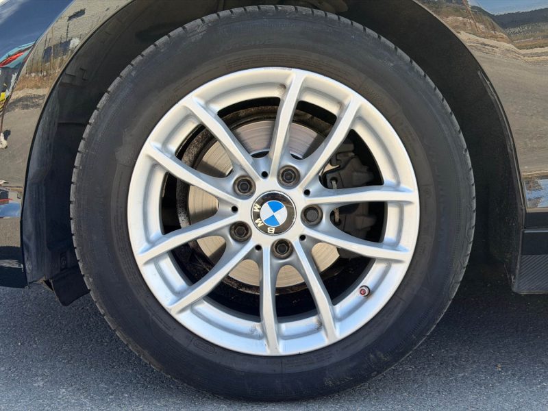 BMW Série 1 Lounge (F20) LCI 5 portes 118i 1.5 i 12V 136 cv
