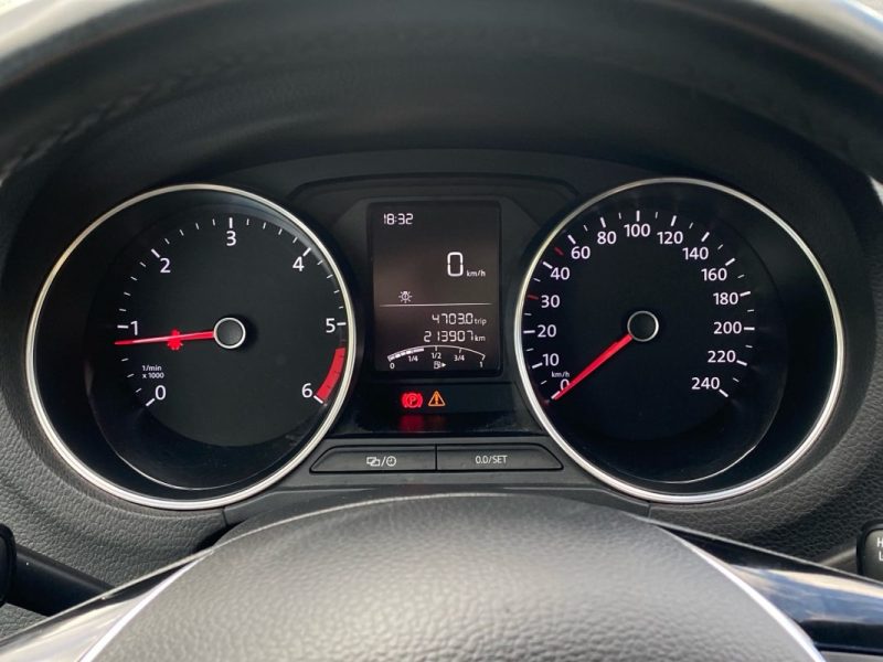 VW POLO V Phase 2 1.4 TDI 90CV CONFORTLINE  2015