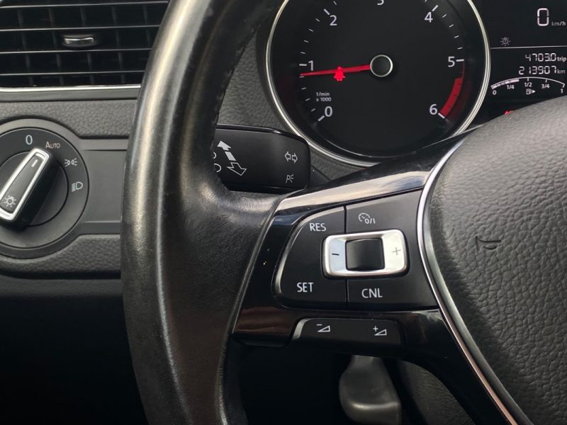 VW POLO V Phase 2 1.4 TDI 90CV CONFORTLINE  2015