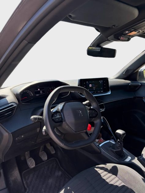 PEUGEOT 2008 1.2 PURE TECH 100 STYLE 