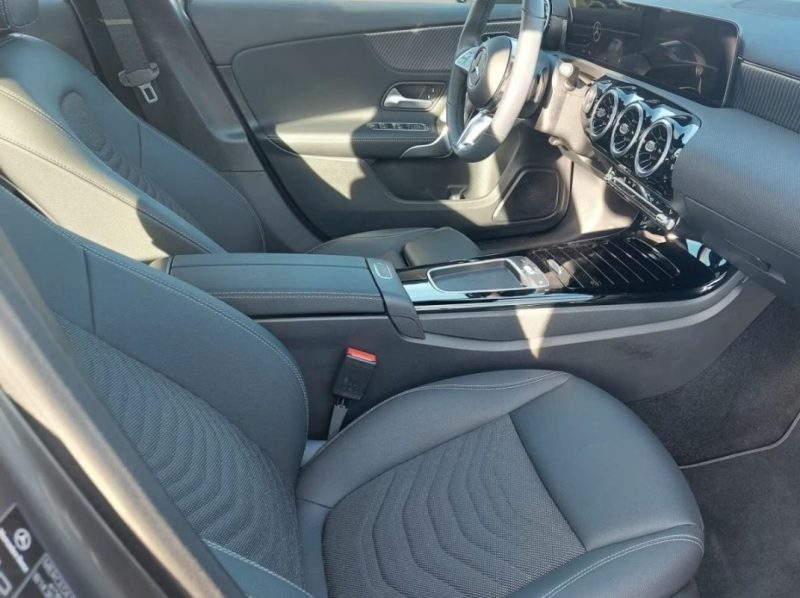 MERCEDES-BENZ A 200 PROGRESSIVE (PROGRESSIVE LINE ADVANCED) 2024