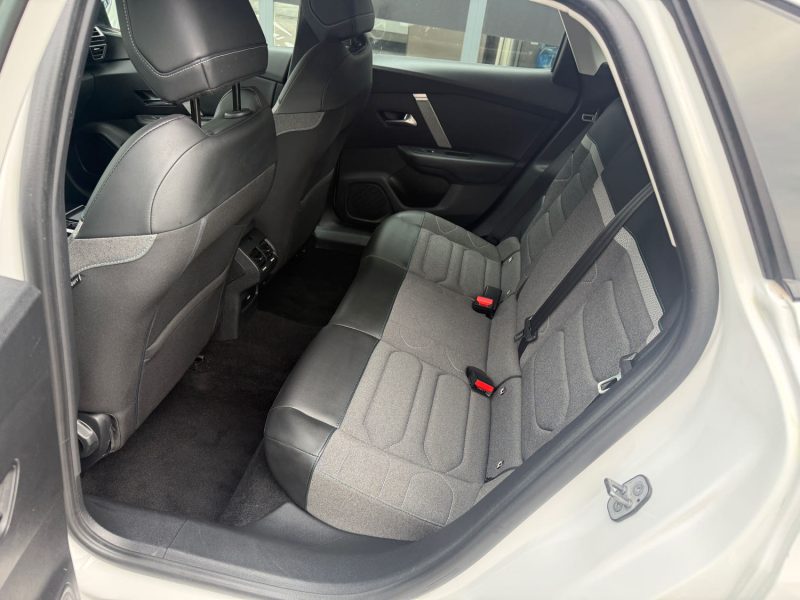 CITROEN C4 BLUEHDI 130cv FEEL PACK BUSINESS EAT8 - CARPLAY/CAMERA/GPS