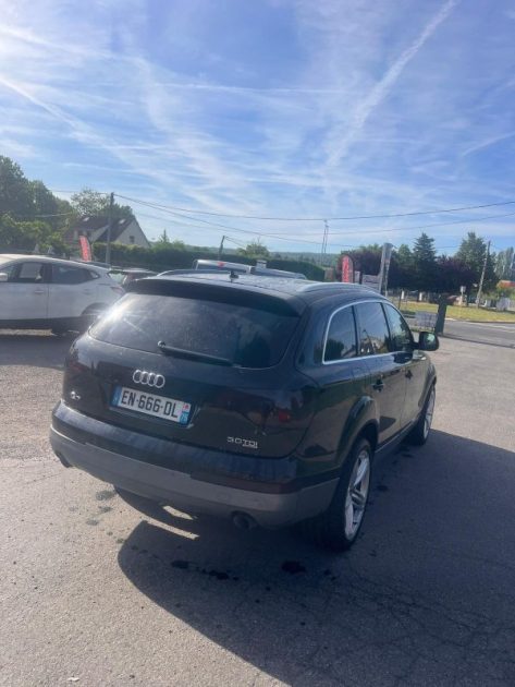 AUDI Q7 V6 3.0 TDI 240 AMBIENTE 7P 2008