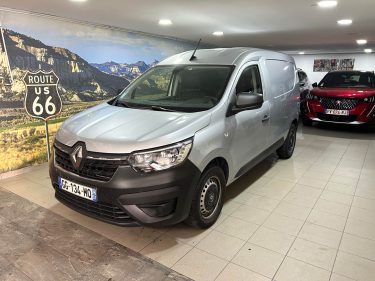 RENAULT EXPRESS VAN 1.3 TCE 100 ESSENTIEL 05/2022 PRIX HT : 8325 € PRIX TTC : 9990 €