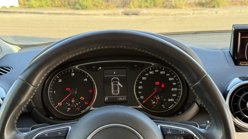 AUDI A1 1.4 TDI 90CH / ULTRA  AMBITION S TRONIC 2018