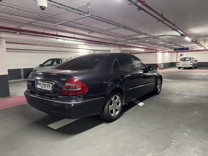 MERCEDES CLASSE E  2004