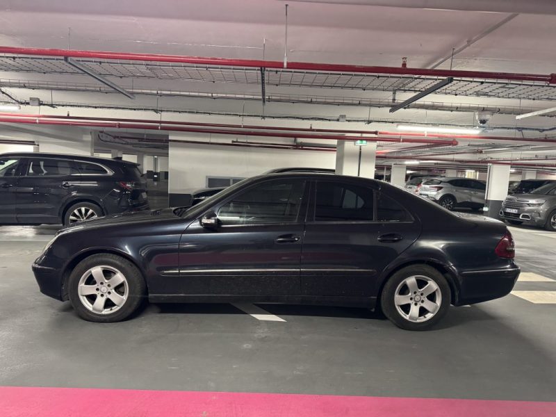 MERCEDES CLASSE E  2004
