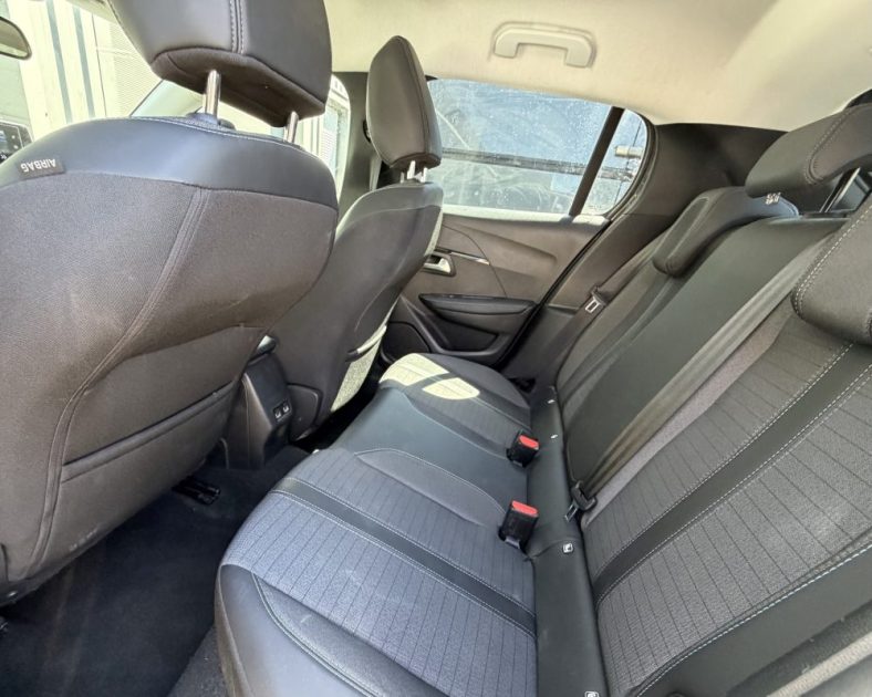Peugeot 208 1.2 PureTech 2022 — Apple CarPlay & Android - GARANTIE 6 MOIS