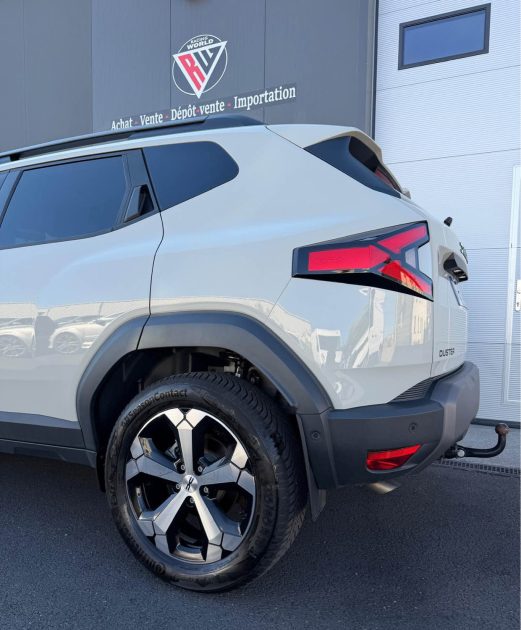 DACIA DUSTER - 130 ch - JOURNEY - 4X4 - SOUS GARANTIE CONSTRUCTEUR 