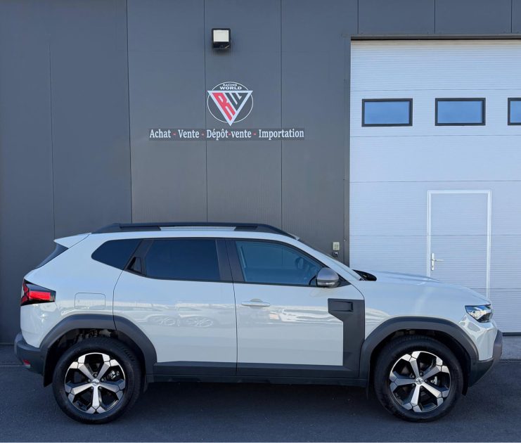 DACIA DUSTER - 130 ch - JOURNEY - 4X4 - SOUS GARANTIE CONSTRUCTEUR 