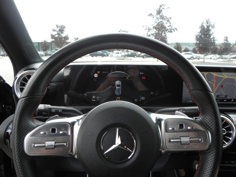 Mercedes Classe A 220 D 190ch AMG Line  8G-DCT • 2ème main • Entretien Mercedes