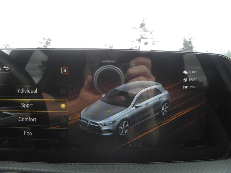 Mercedes Classe A 220 D 190ch AMG Line  8G-DCT • 2ème main • Entretien Mercedes