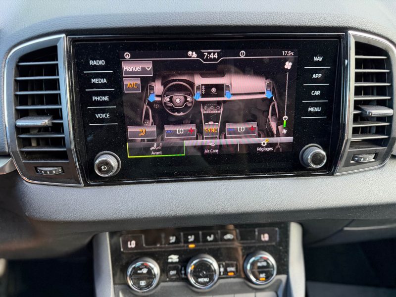 SKODA KAROQ 2.0 TDI 116 AMBITION DSG 2024