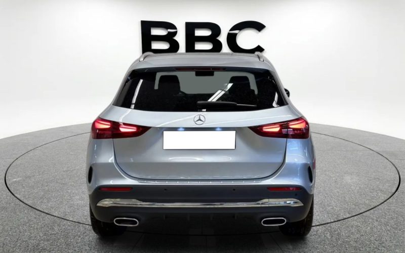 MERCEDES-BENZ GLA 220 D 4MATIC AMG LINE (PREMIUM) 2024