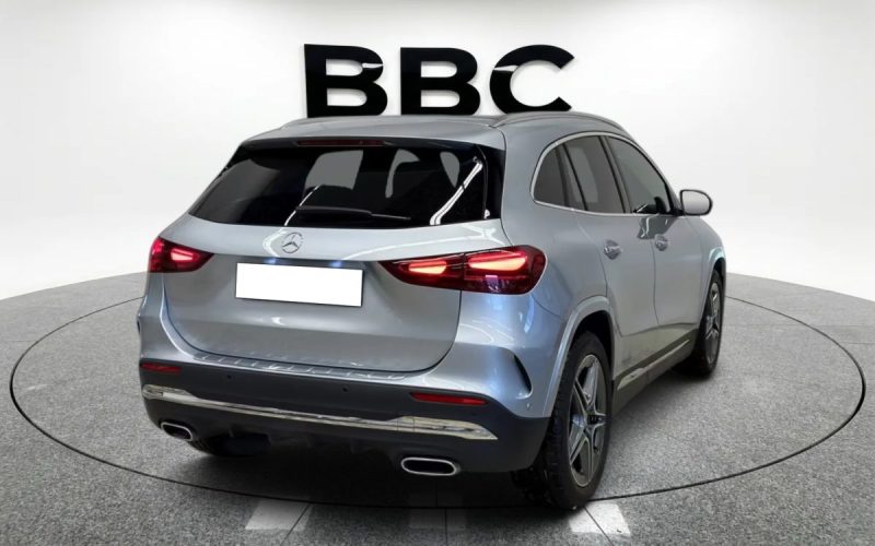 MERCEDES-BENZ GLA 220 D 4MATIC AMG LINE (PREMIUM) 2024