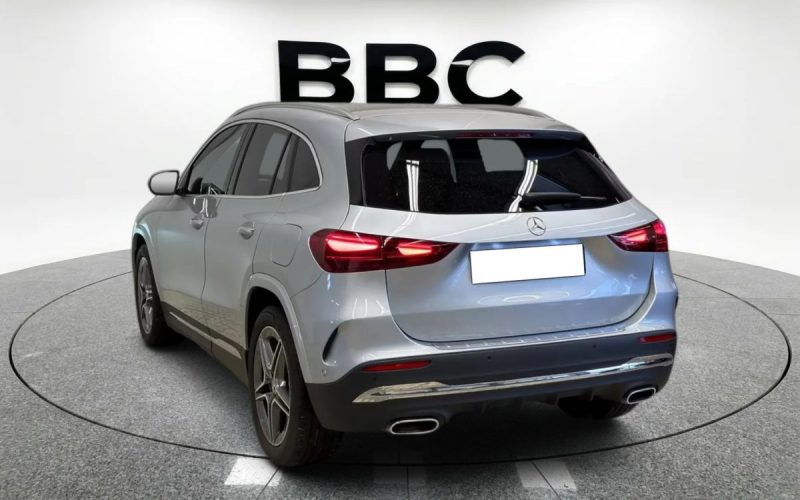 MERCEDES-BENZ GLA 220 D 4MATIC AMG LINE (PREMIUM) 2024