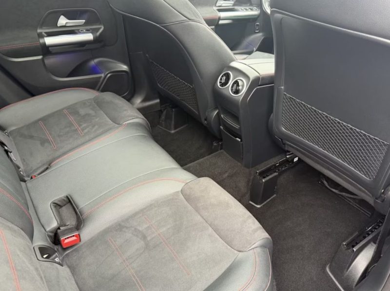 MERCEDES-BENZ GLA 220 D 4MATIC AMG LINE (ADVANCED PLUS, TOIT PANO, AHK) 2023