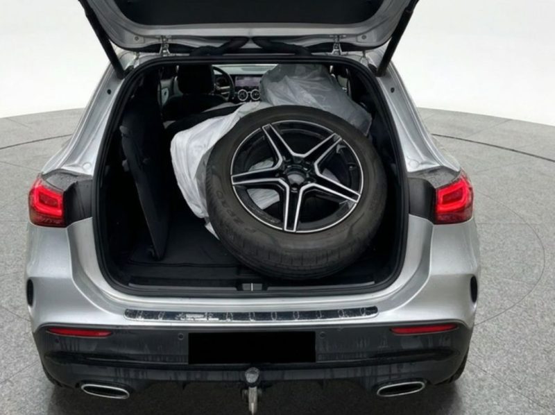 MERCEDES-BENZ GLA 220 D 4MATIC AMG LINE (ADVANCED PLUS, TOIT PANO, AHK) 2023