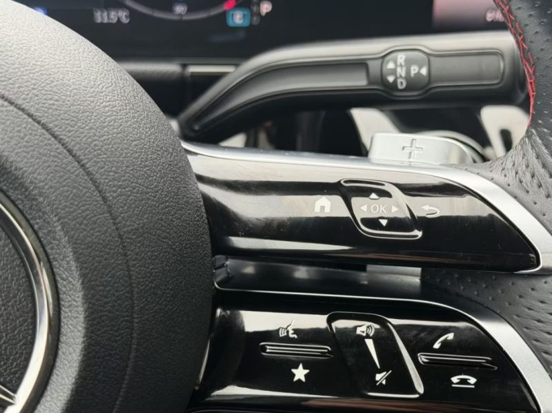 MERCEDES-BENZ GLA 220 D 4MATIC AMG LINE (ADVANCED PLUS, TOIT PANO, AHK) 2023