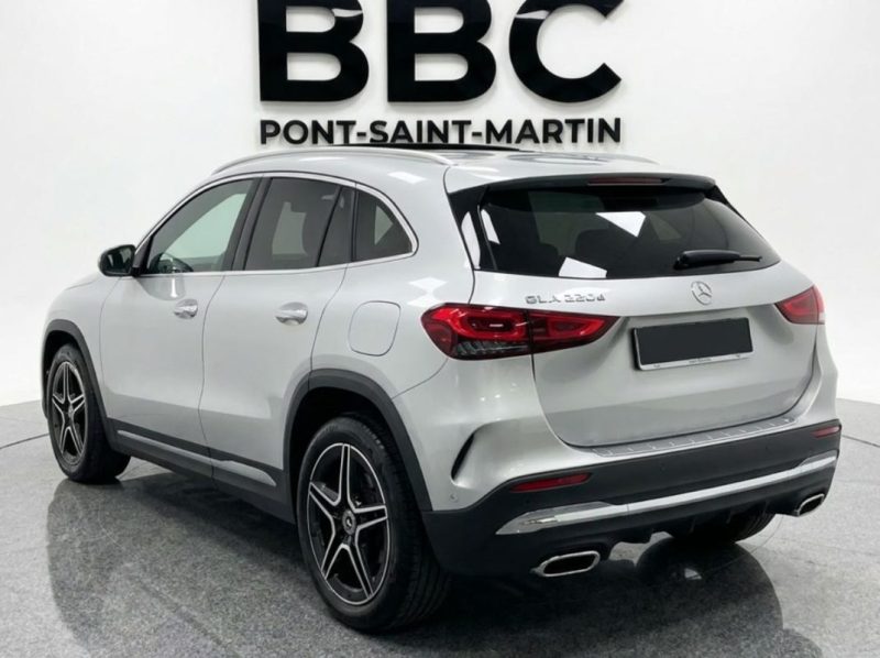 MERCEDES-BENZ GLA 220 D 4MATIC AMG LINE (ADVANCED PLUS, TOIT PANO, AHK) 2023
