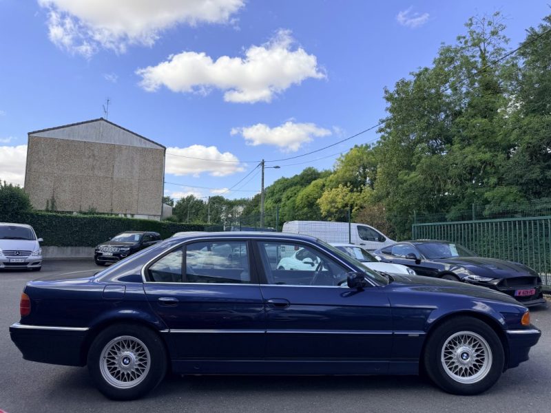 BMW SÉRIE 7 III 735 (E38) 3.5I 235 CH V8 1997