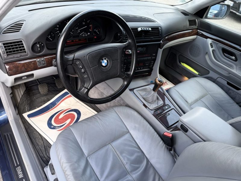 BMW SÉRIE 7 III 735 (E38) 3.5I 235 CH V8 1997