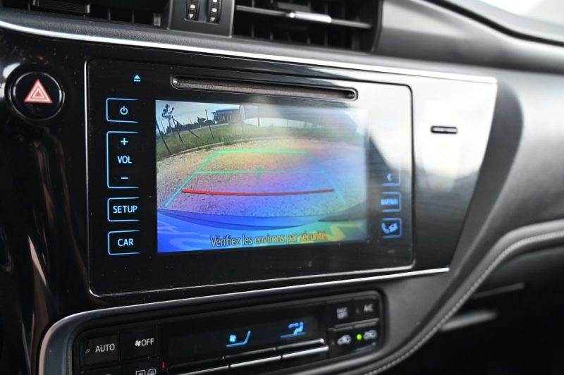 TOYOTA AURIS TOURING SPORTS 136H DESIGN 12/2016