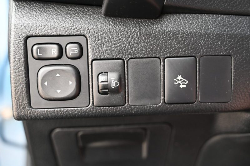 TOYOTA AURIS TOURING SPORTS 136H DESIGN 12/2016