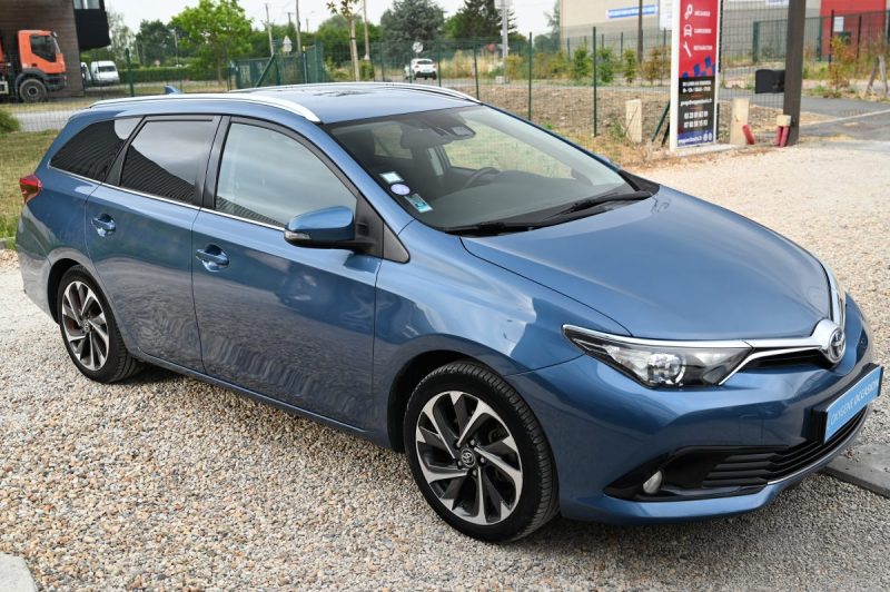 TOYOTA AURIS TOURING SPORTS 136H DESIGN 12/2016