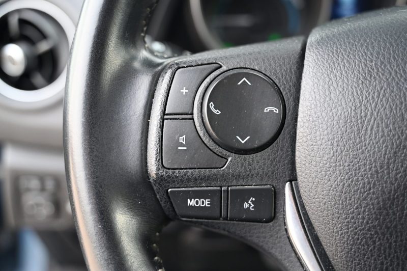 TOYOTA AURIS TOURING SPORTS 136H DESIGN 12/2016