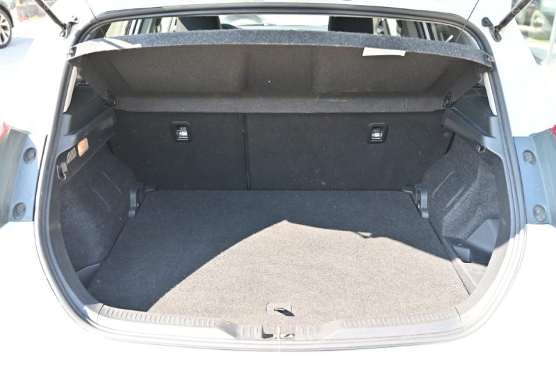 TOYOTA AURIS 136H DESIGN 12/2018