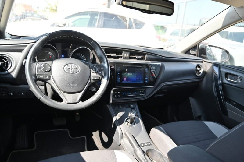 TOYOTA AURIS 136H DESIGN 12/2018