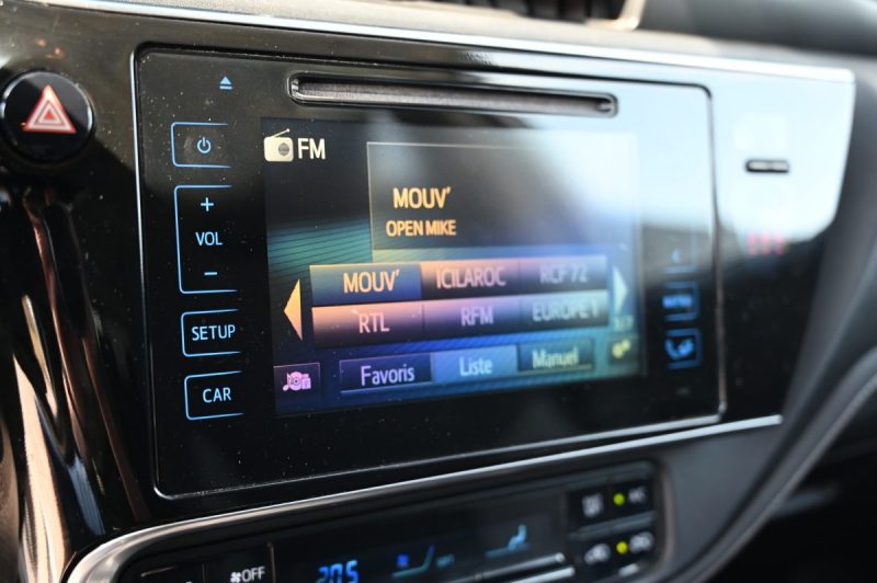 TOYOTA AURIS 136H DESIGN 12/2018