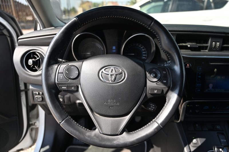 TOYOTA AURIS 136H DESIGN 12/2018