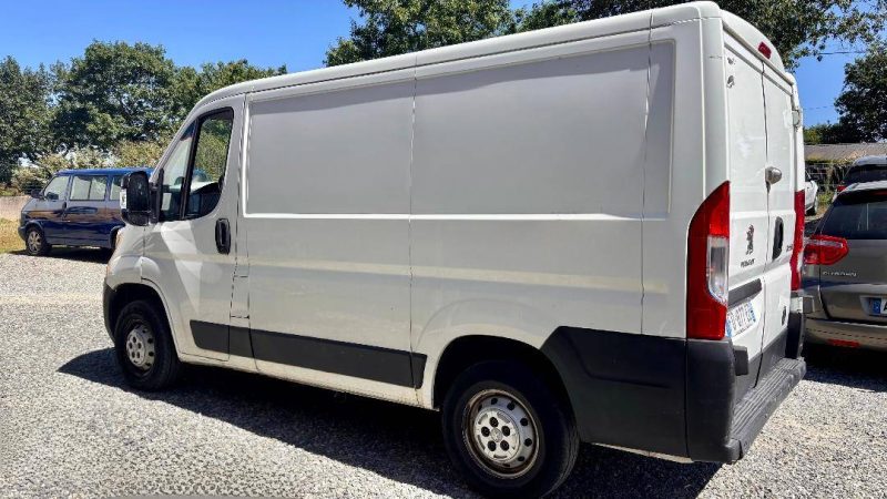 PEUGEOT BOXER  2019 2.0 L1H1 BLUE HDI