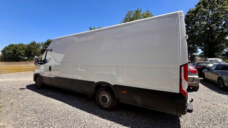 IVECO 35S14 DAILY FOURGON 35 S 14 V 16 L4H2 2.3 HPI 136 CH  2023