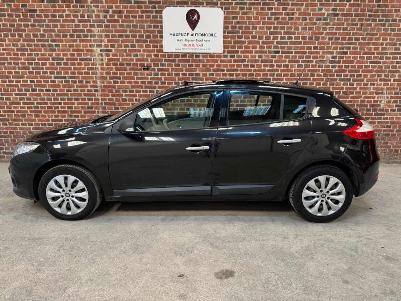 Renault Mégane 1.5 DCI 110ch Privilège | toit ouvrant